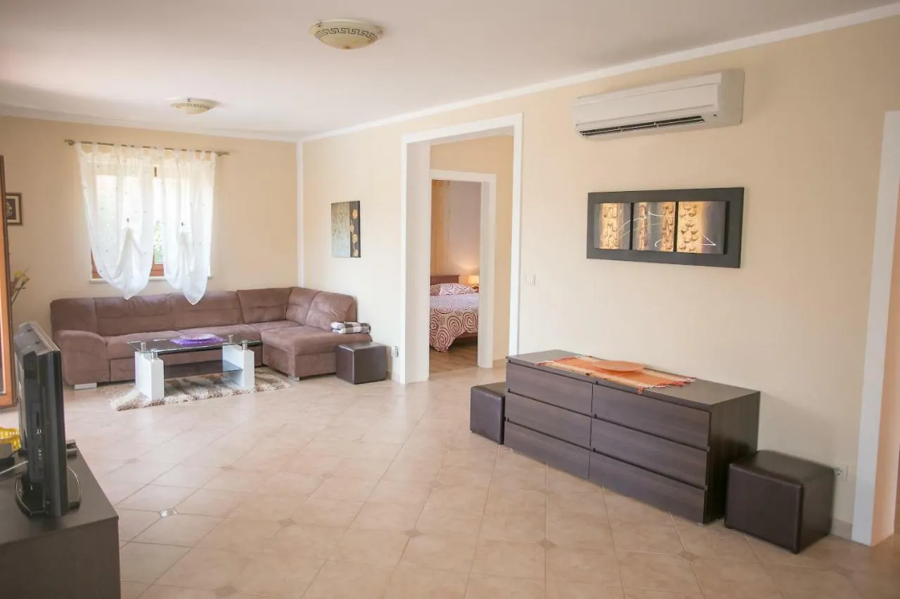 Villa Nevena Poreč 0*,  Hırvatistan