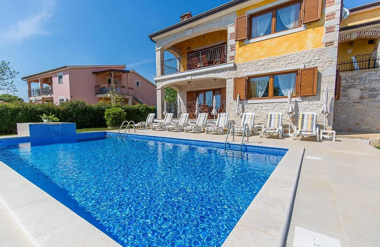 Villa Nevena Porec 0*,